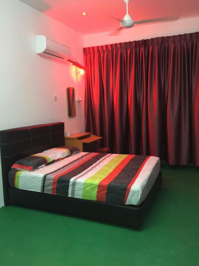 Tan'S Sibu Jaya Homestay Rumah Ganggu Экстерьер фото